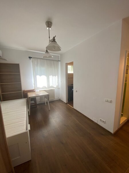 Unirii, garsoniera cocheta,